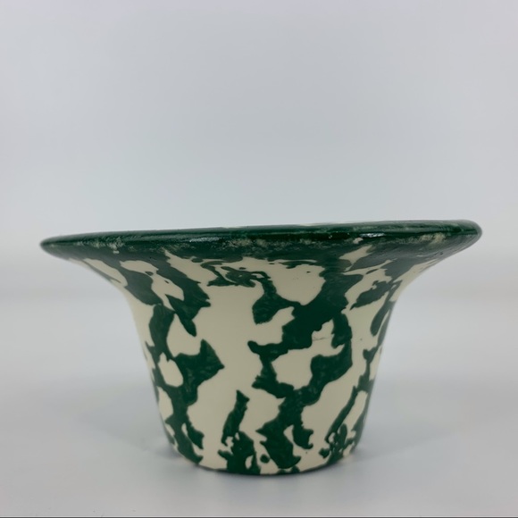 2/$25 Heart Shaped Green and Off-White Ceramic Votive Candle Holder - Picture 7 of 15